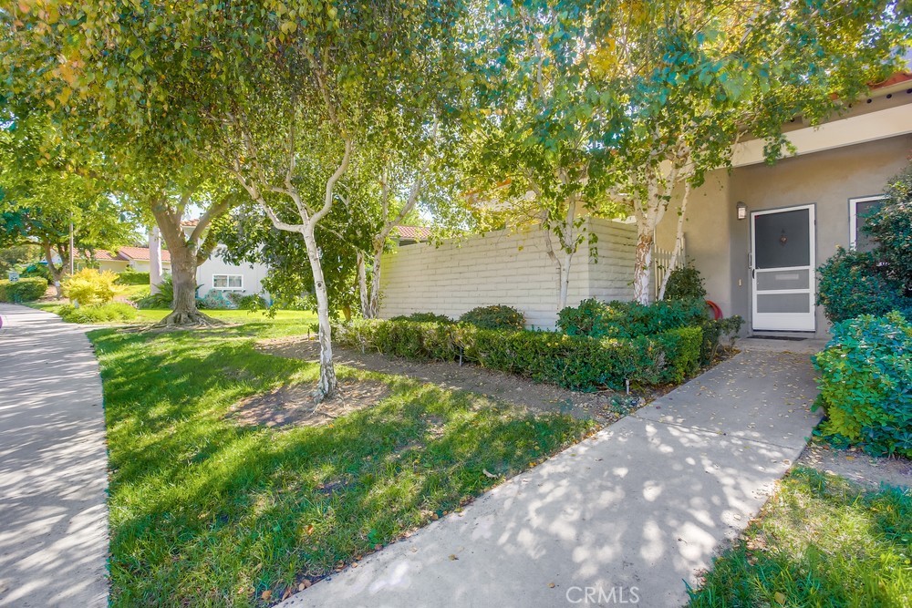 2351 Via Mariposa , #A, Laguna Woods, CA 92637