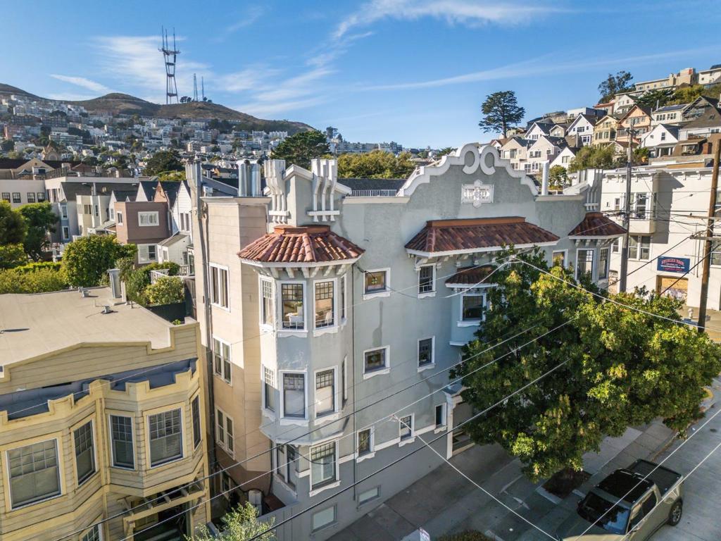 1200 Castro , #4, San Francisco, CA 94114