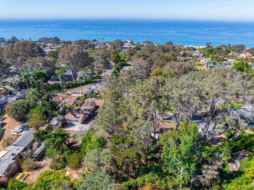 581 15Th Street, Del Mar, CA 92014