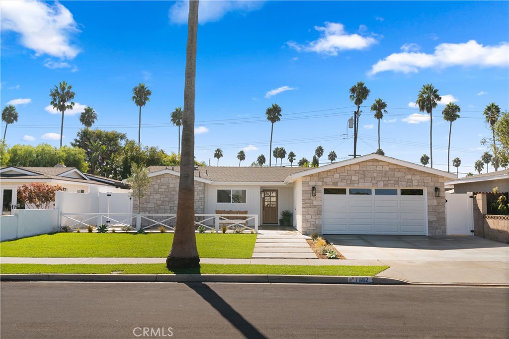 7662 Taylor Drive, Huntington Beach, CA 92648