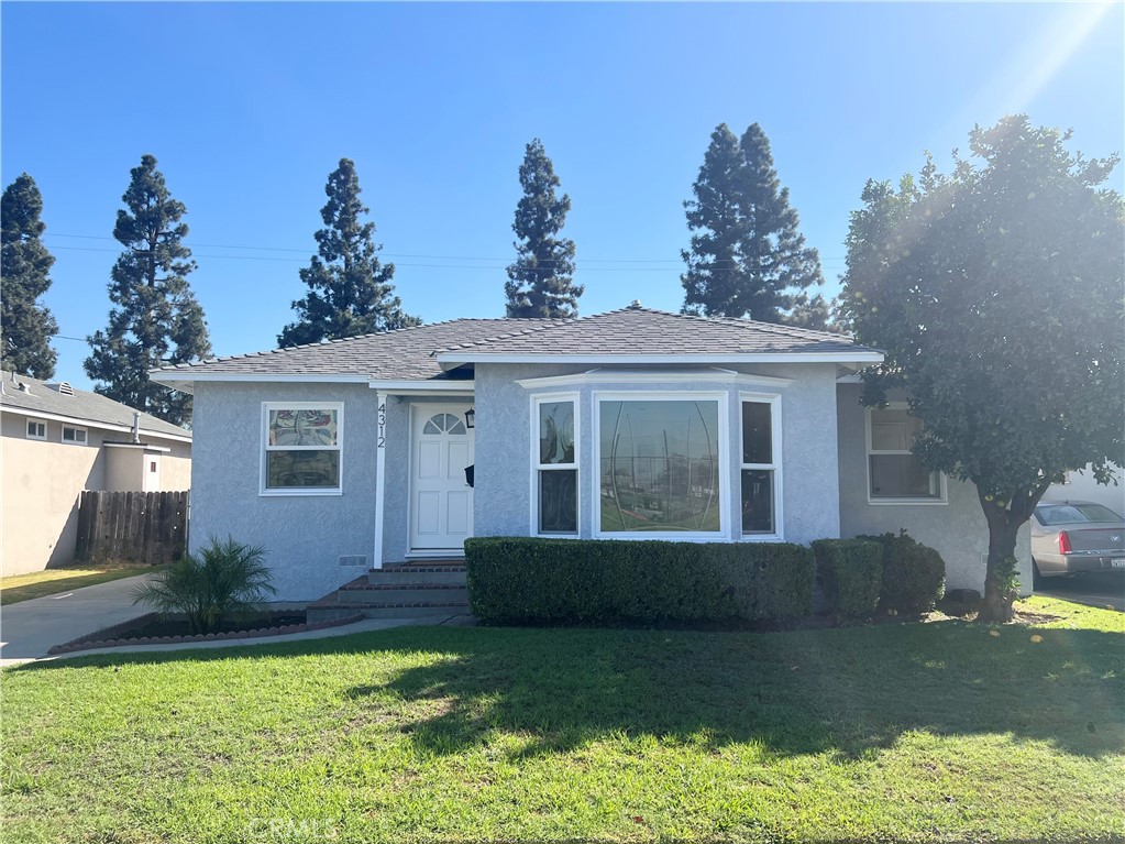 4312 Lomina Avenue, Lakewood, CA 90713