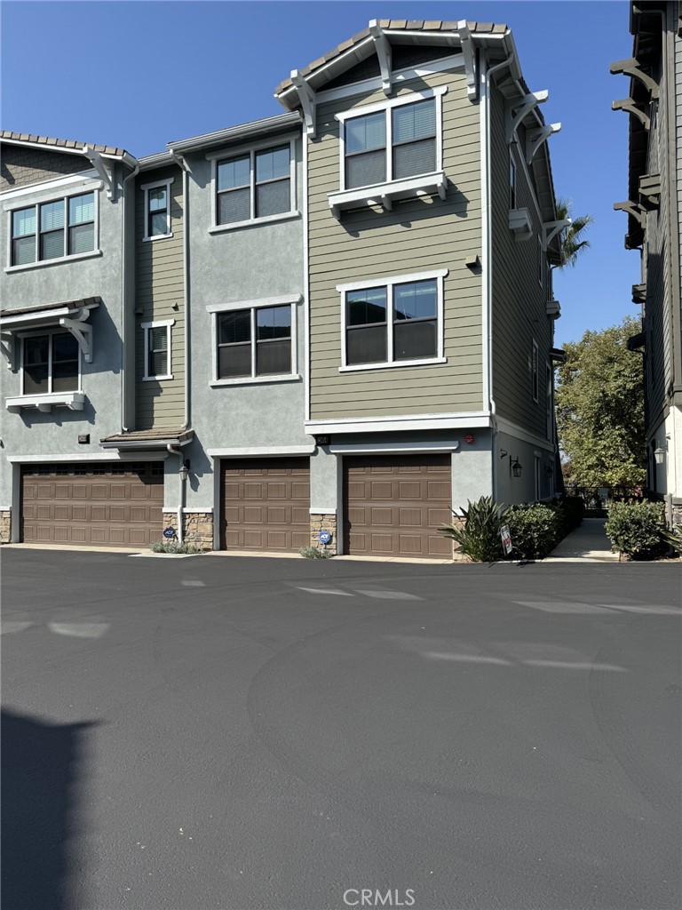 12454 Amesbury Circle, Whittier, CA 90602