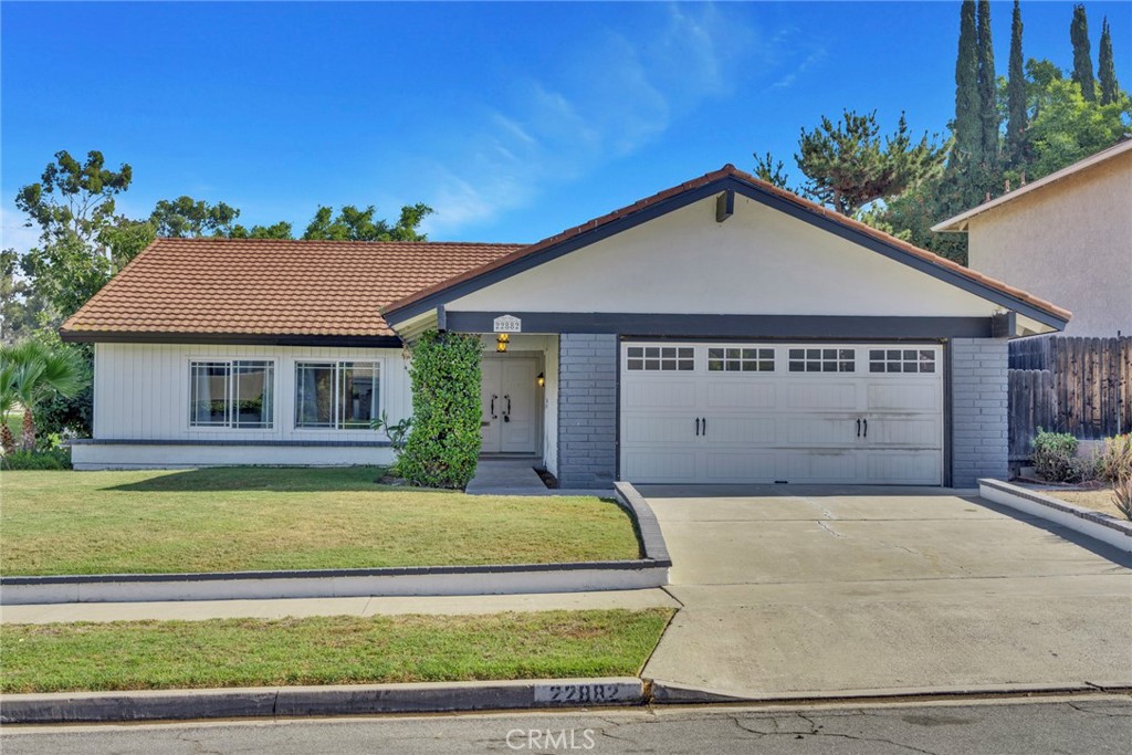 22882 Belquest Drive, Lake Forest, CA 92630