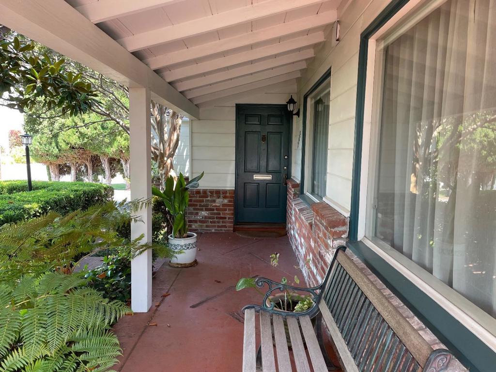 2519 Hacienda Street, San Mateo, CA 94403