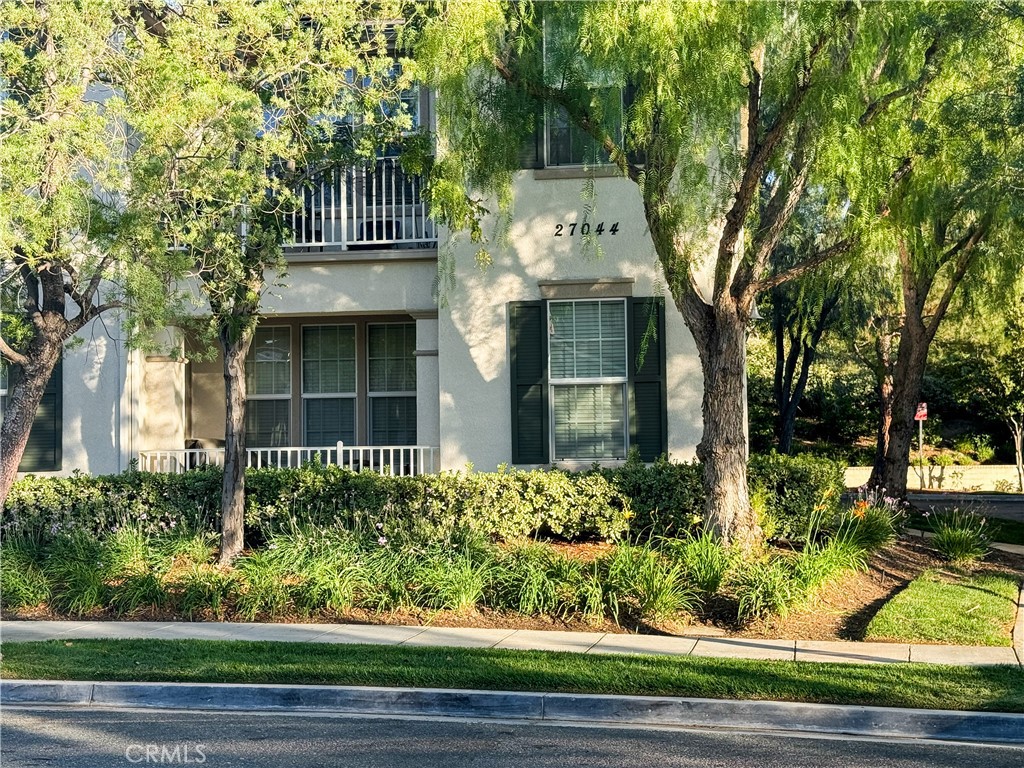 27044 Victoria Lane, #99, Valencia, CA 91355