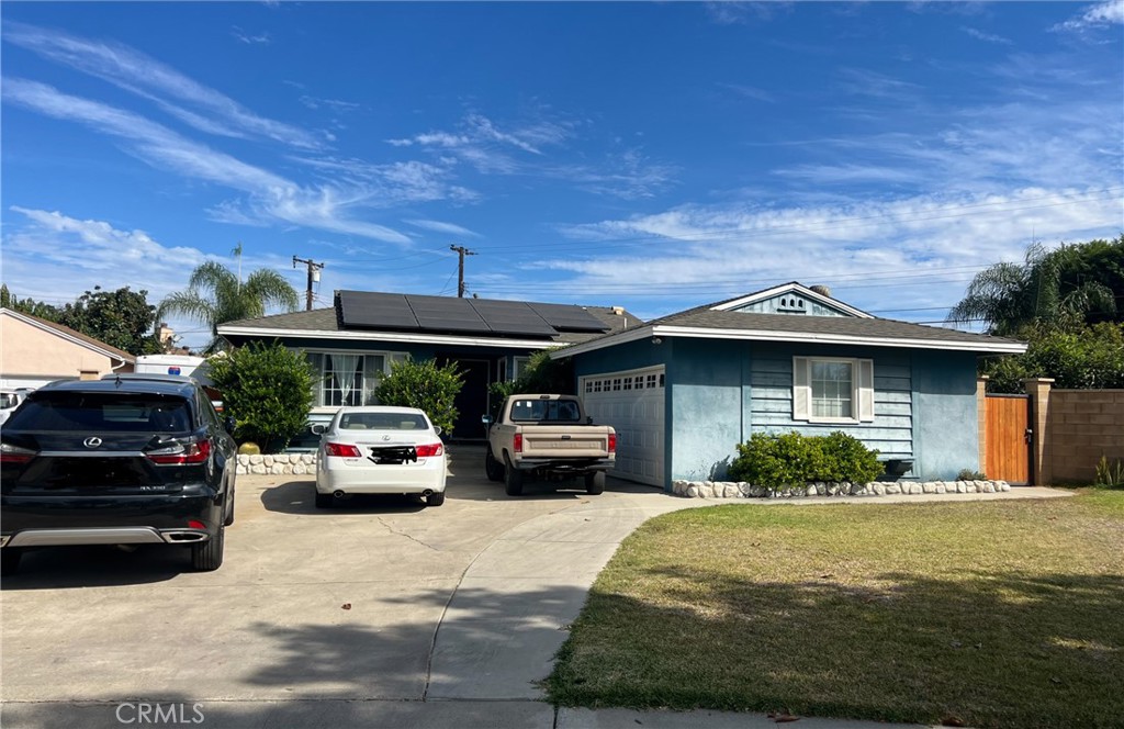 735 W Southgate Avenue, Fullerton, CA 92832