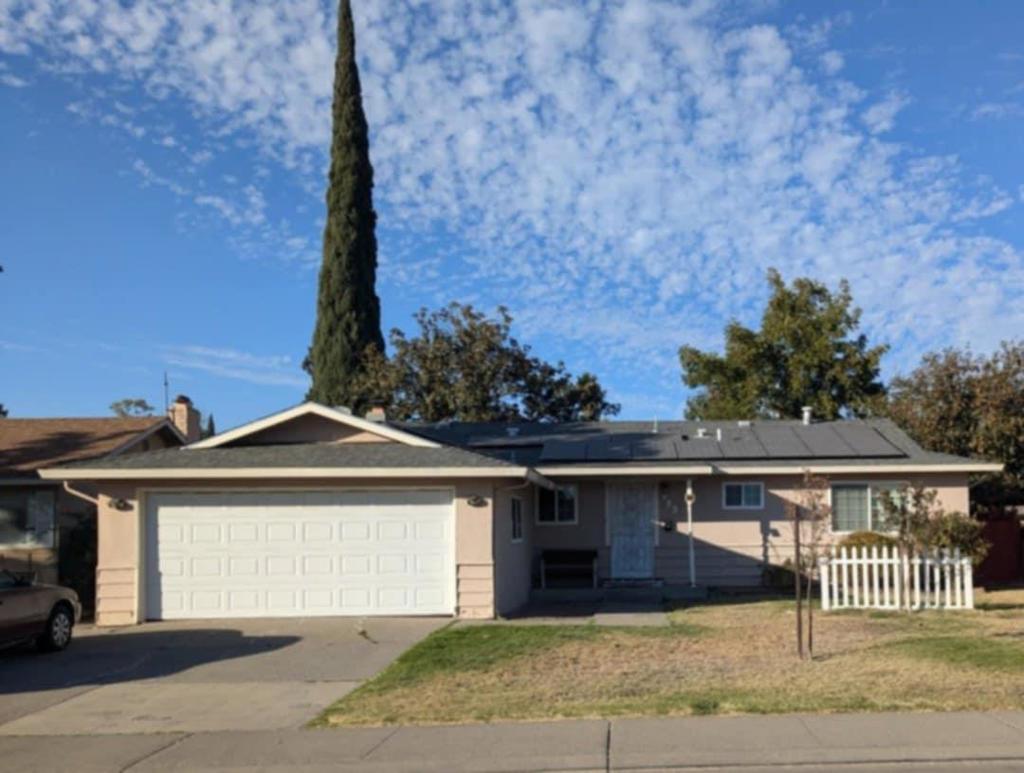 723 Clinton Drive, Stockton, CA 95210