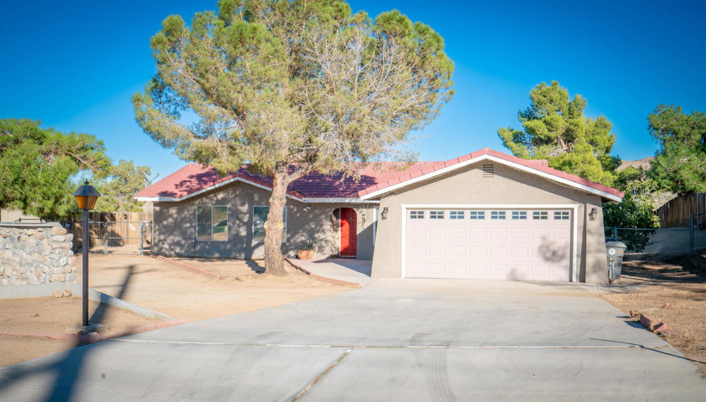 8723 Palomar Avenue | Similar Property Thumbnail 7