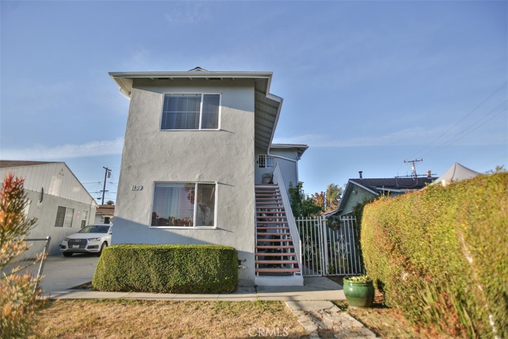 1139 E 67Th Street | Similar Property Thumbnail