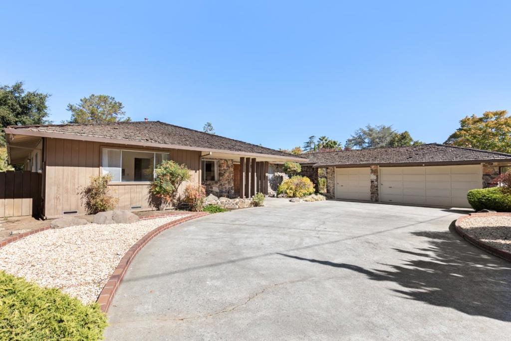 667 Mills Avenue, Los Altos, CA 94022