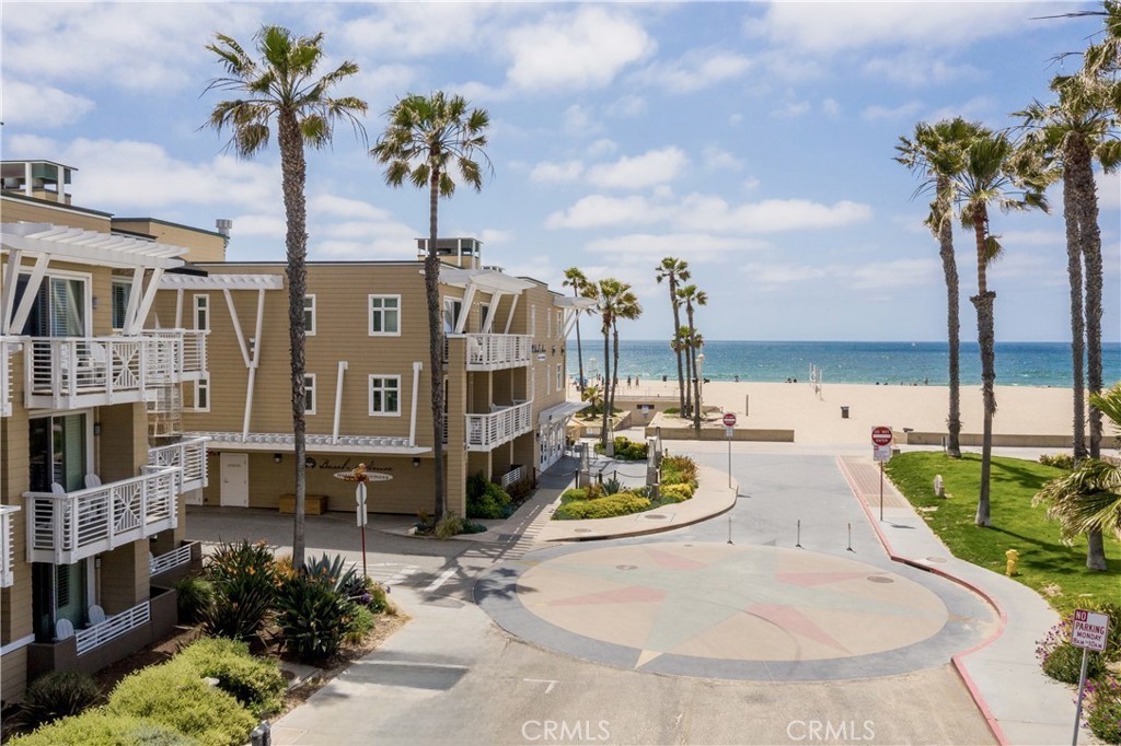 1300 The Strand , #208, Hermosa Beach, CA 90254