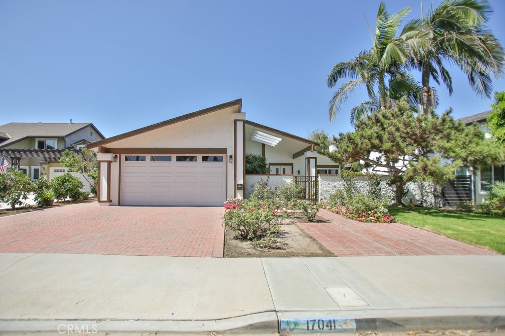 17041 Malta Circle, Huntington Beach, CA 92649