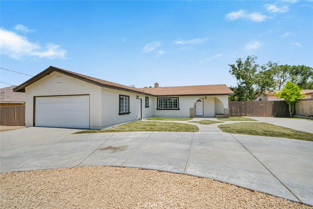 41450 50Th Street, Lancaster, CA 93536