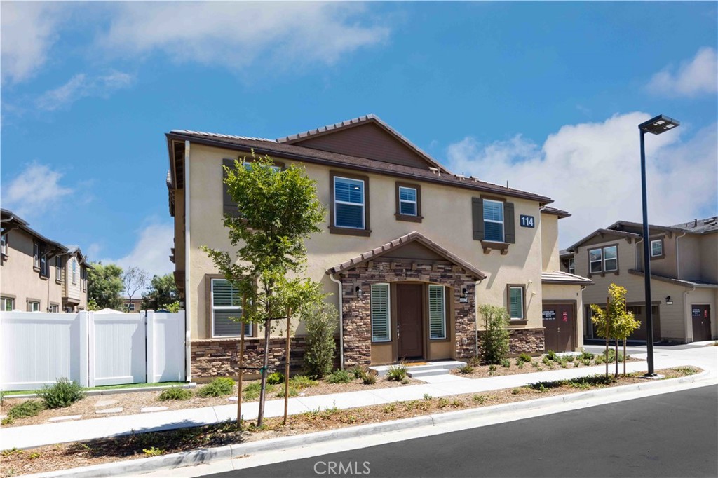 40624 Birchfield Drive, Temecula, CA 92591