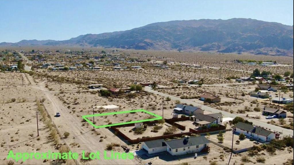 8219 Araby Avenue, 29 Palms, CA 92277