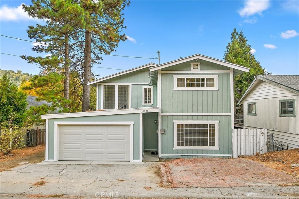 22726 Laurel Lane, Crestline, CA 92325