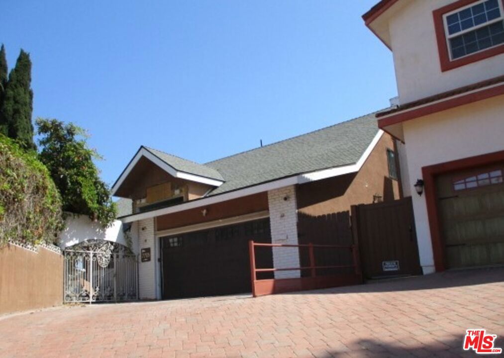 7759 Skyhill Drive, Los Angeles, CA 90068