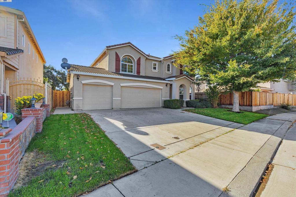 3508 Angelina Ln, Stockton, CA 95212