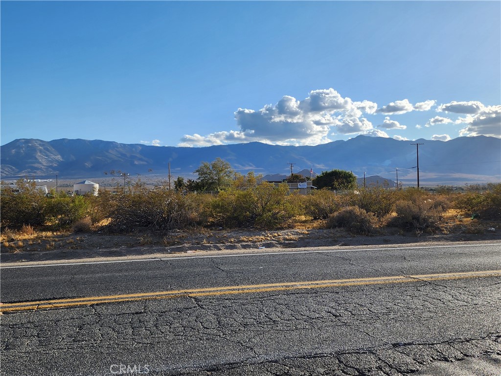 555 Old Woman Springs, Lucerne Valley, CA 92356