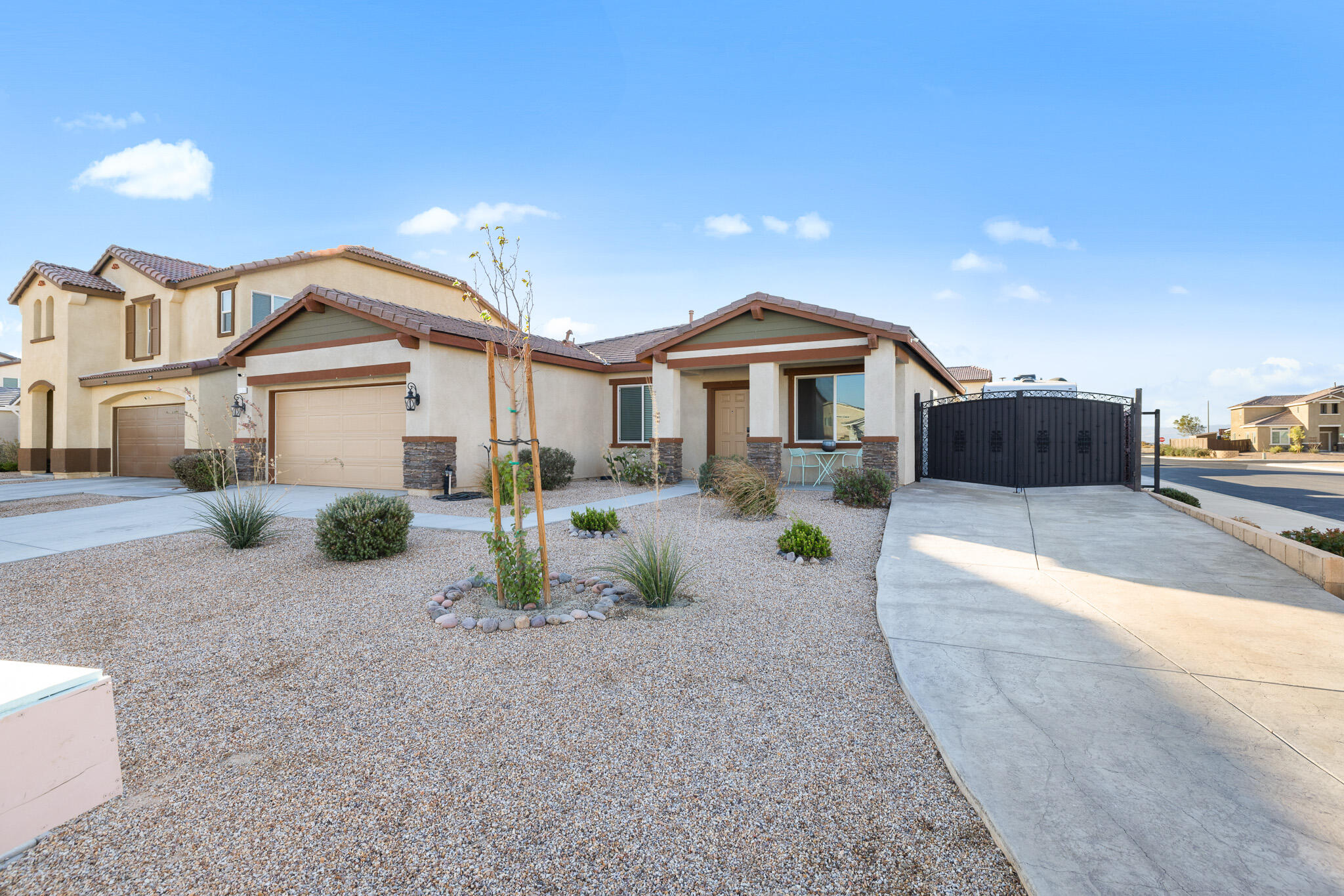 3124 Via Bella Rosa Avenue, Rosamond, CA 93560