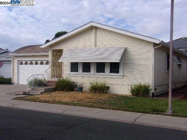 1808 Paris, Antioch, CA 94509-6823