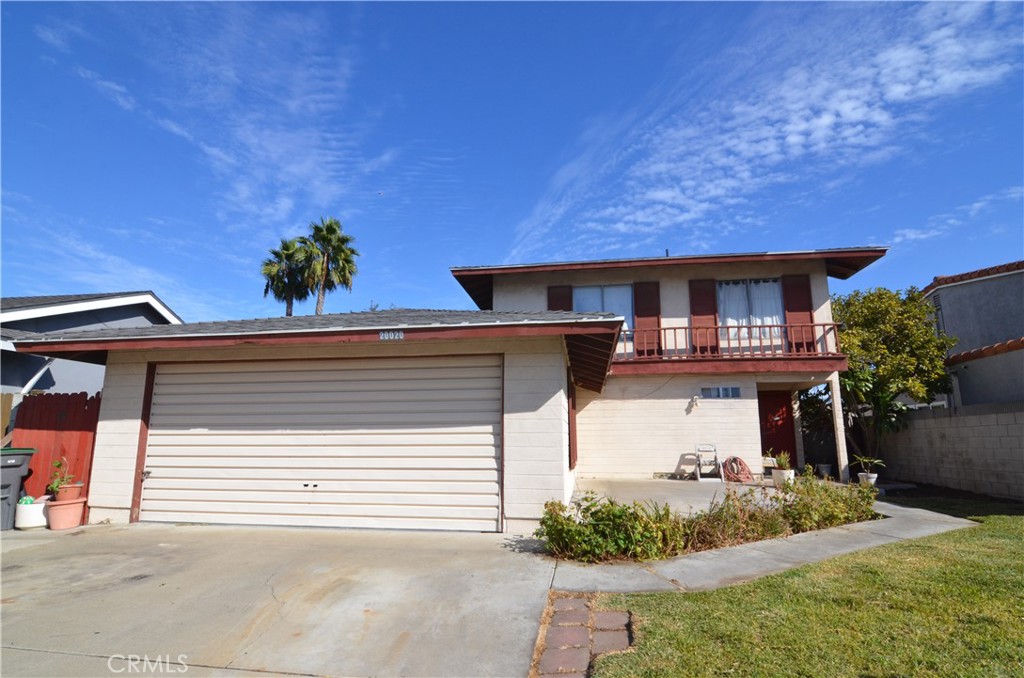 20020 Belshaw Avenue, Carson, CA 90746