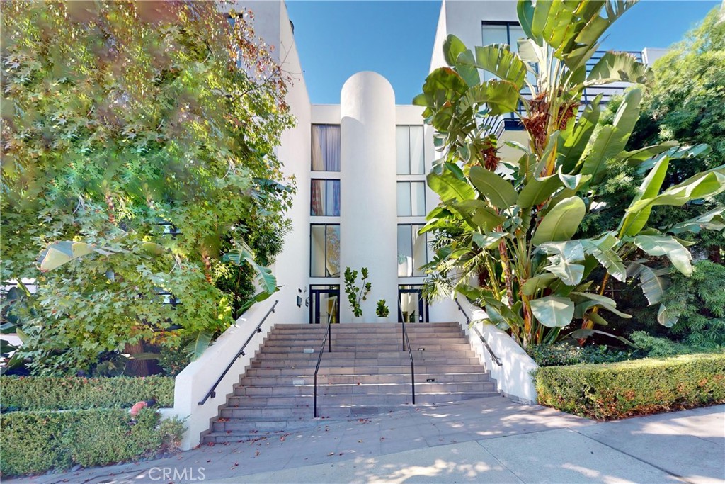 1201 Larrabee Street, #305, West Hollywood, CA 90069