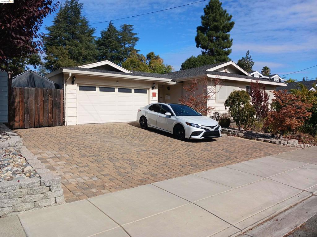 348 Shenandoah Dr, Martinez, CA 94553