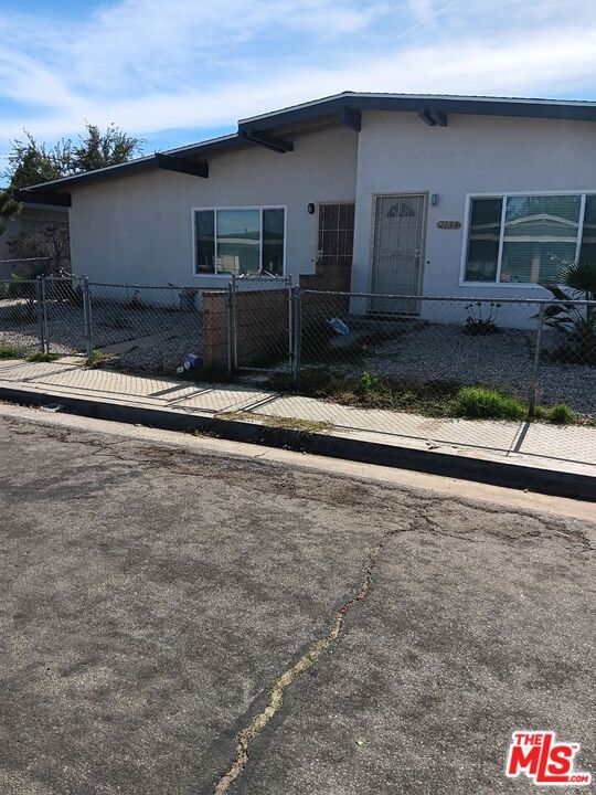 2138 E Avenue Q6, Palmdale, CA 93550