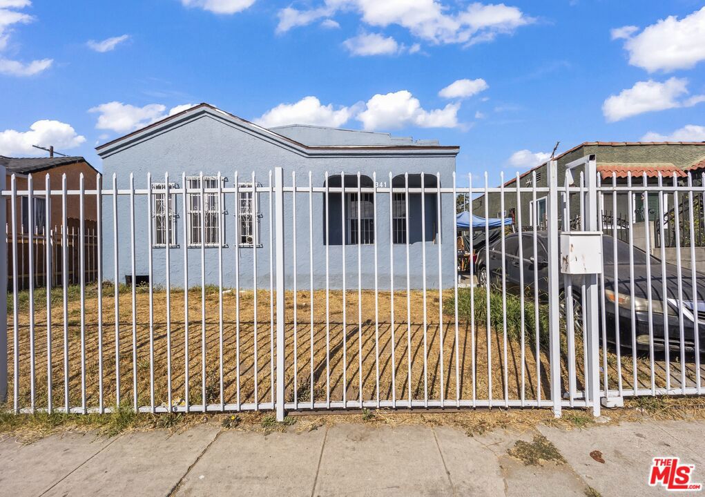 341 W 88Th Place, Los Angeles, CA 90003