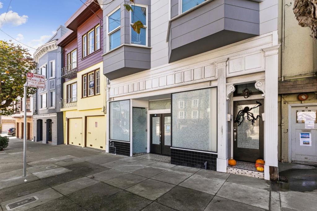 6423 California Street | Similar Property Thumbnail