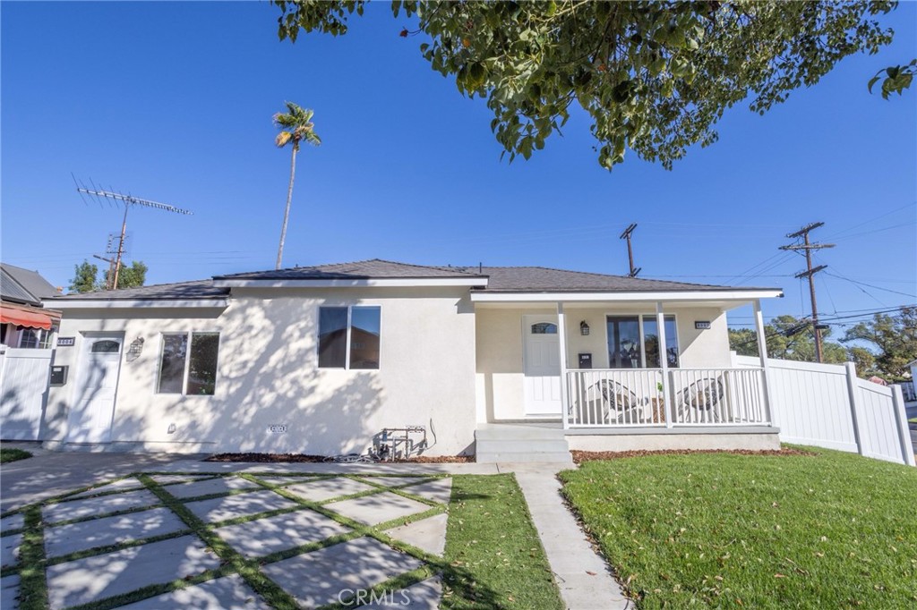 8002 Hazeltine Ave, Panorama City, CA 91402