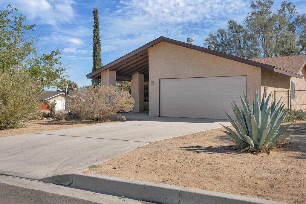 7349 Goleta Avenue, Yucca Valley, CA 92284