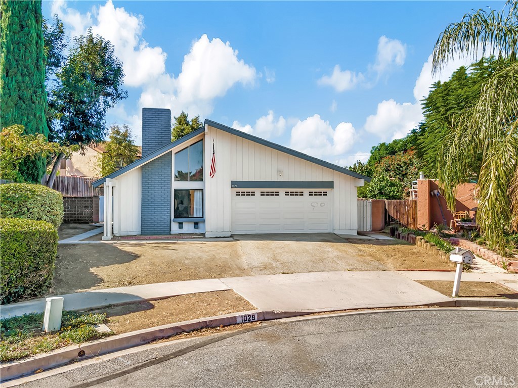 1029 Currier Avenue, Simi Valley, CA 93065