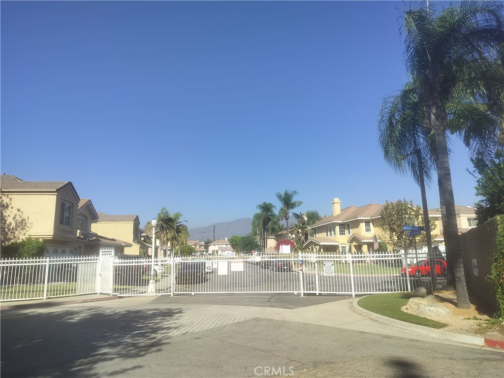 2410 N Towne Avenue, #24, Pomona, CA 91767