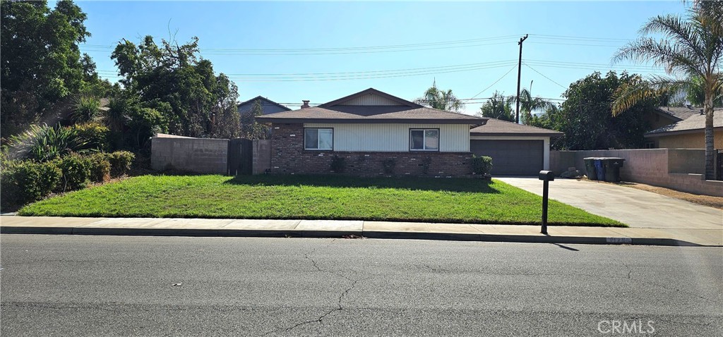 11268 Cambridge Street, Riverside, CA 92503