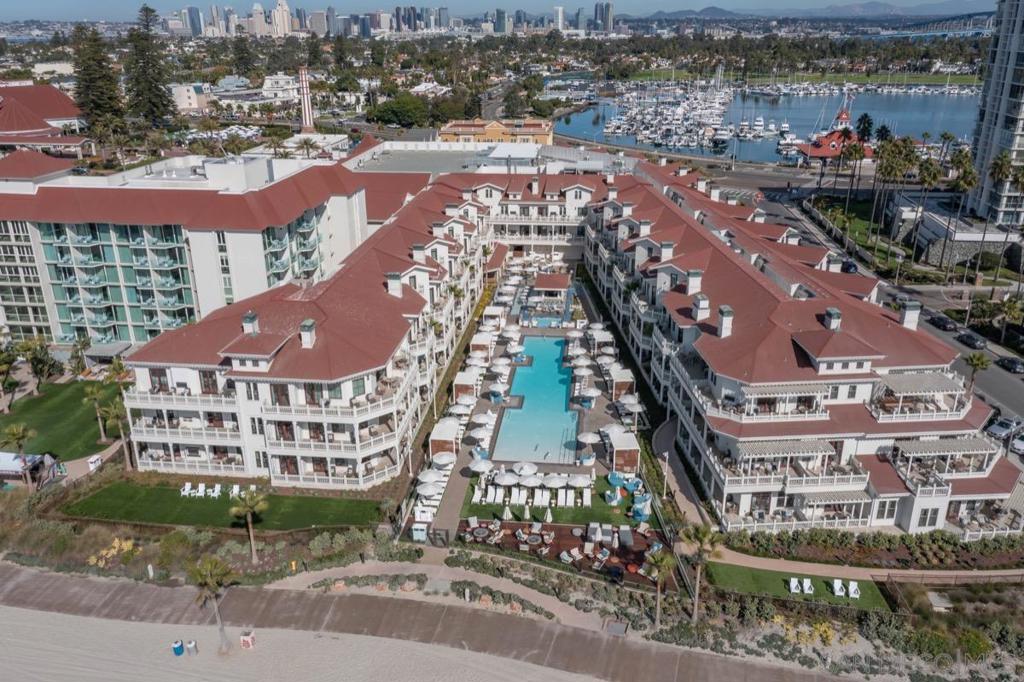 1500 Orange Ave, Shore House Residence 9, Coronado, CA 92118