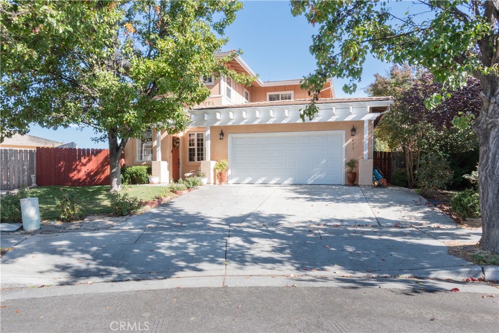 611 Larkfield Place, Paso Robles, CA 93446