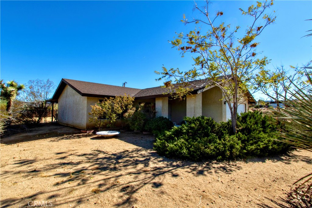 7385 La Habra Avenue, Yucca Valley, CA 92284