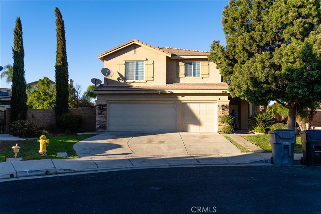 7859 Jeannie Ann Circle, Eastvale, CA 92880