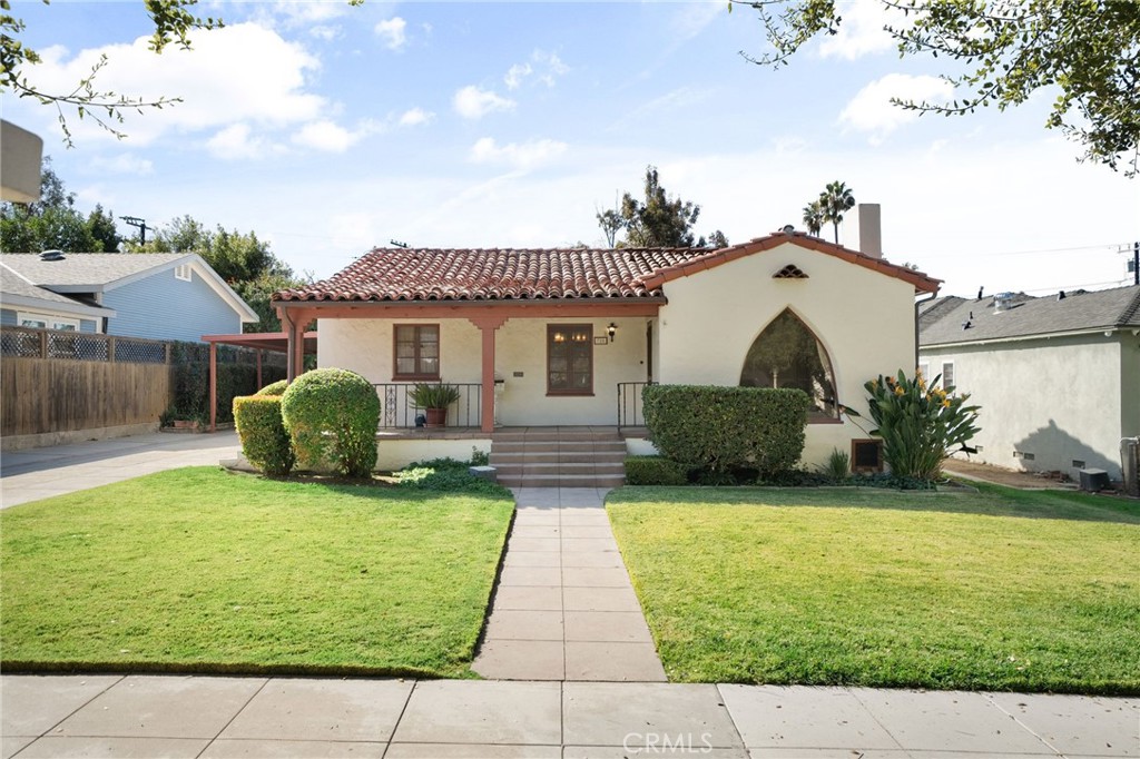 728 S Buena Vista Street, Redlands, CA 92373