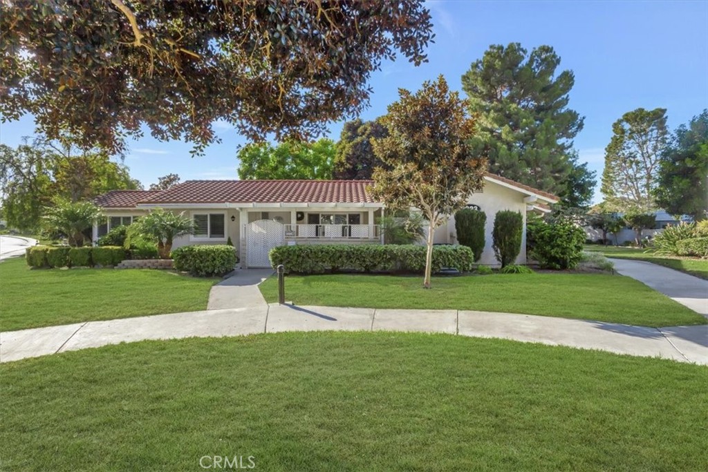 2223 Via Puerta , #B, Laguna Woods, CA 92637