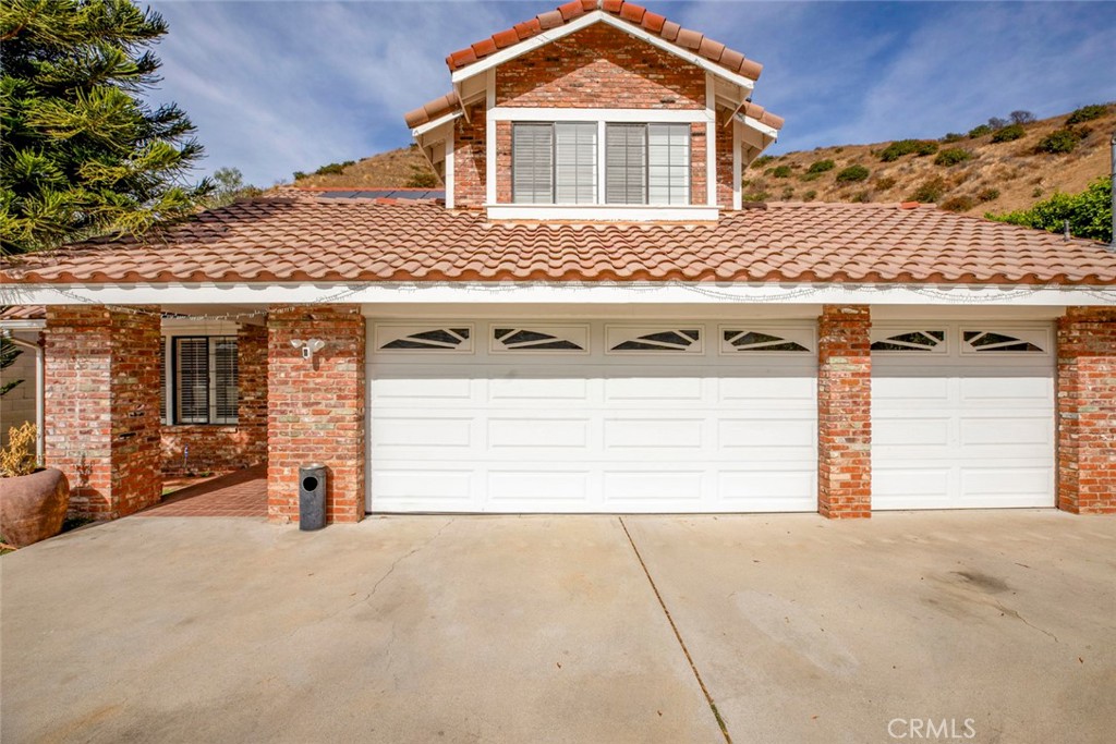 9653 La Tuna Canyon Road | Similar Property Thumbnail