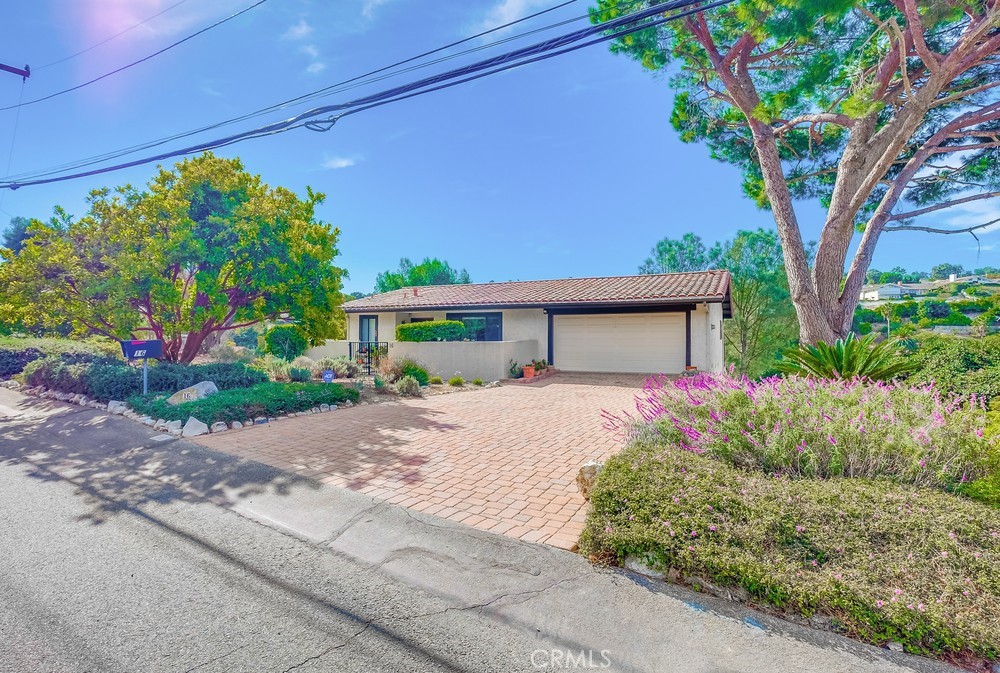 16 Martingale Drive, Rancho Palos Verdes, CA 90275