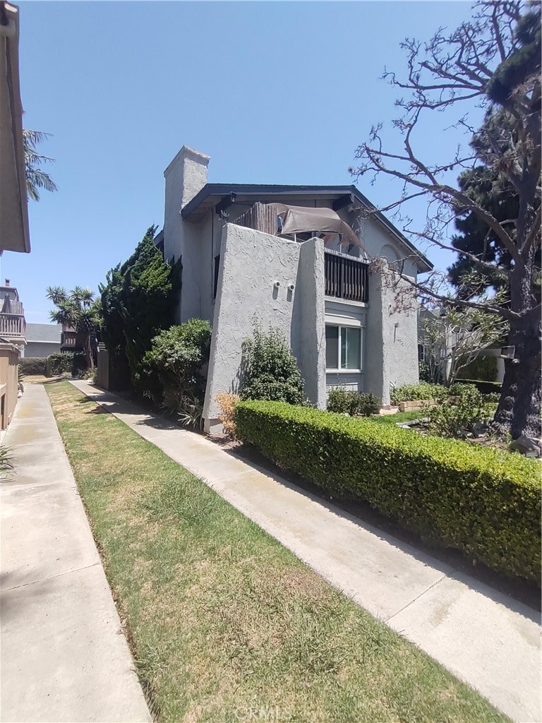 4921 Charlene Circle, Huntington Beach, CA 92649