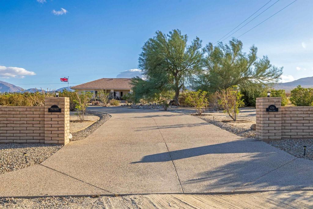 1711 Indigo Ln, Borrego Springs, CA 92004