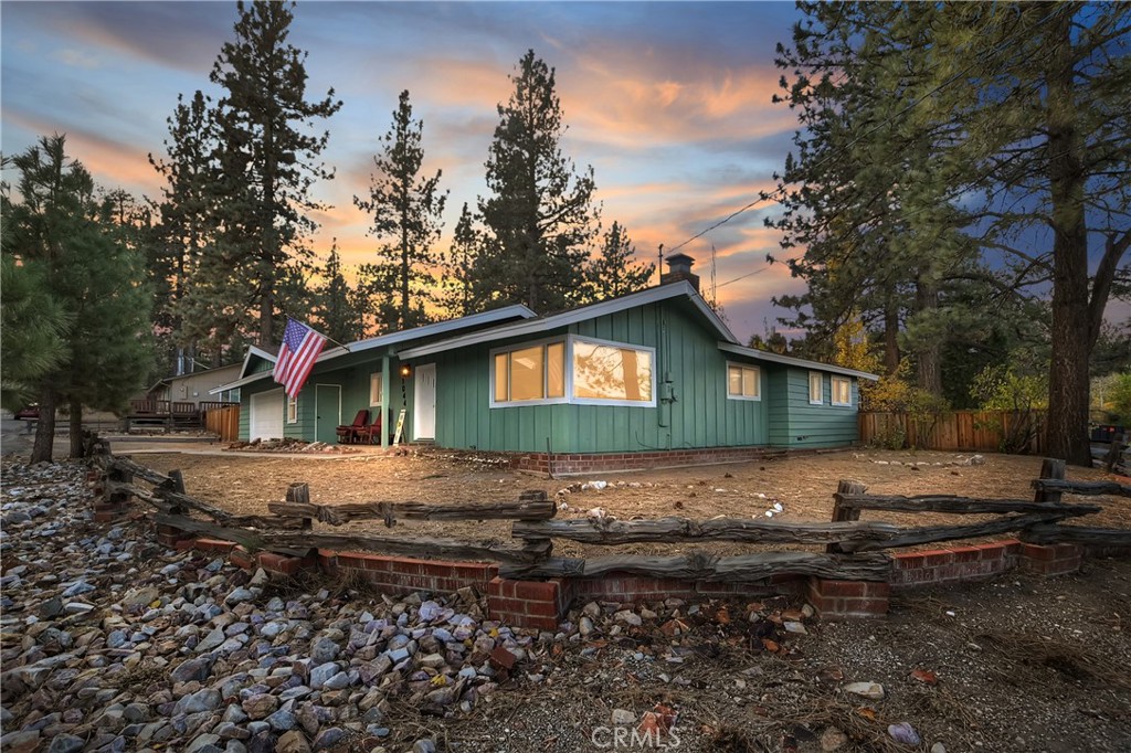 1044 E Fairway Boulevard, Big Bear City, CA 92314