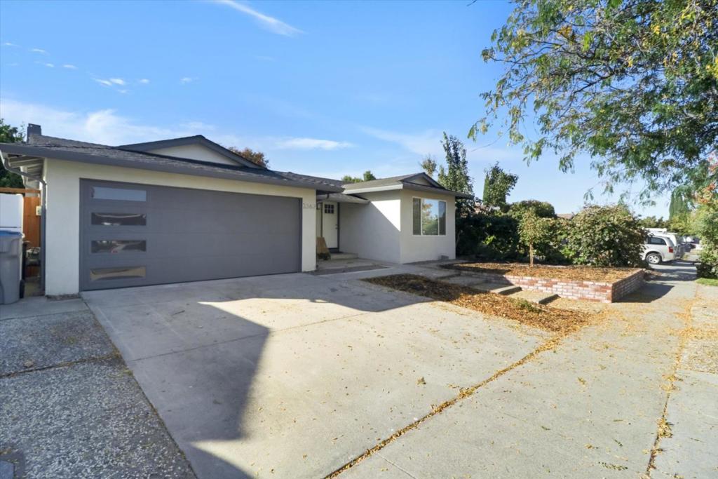 2362 Renfield Way, San Jose, CA 95148