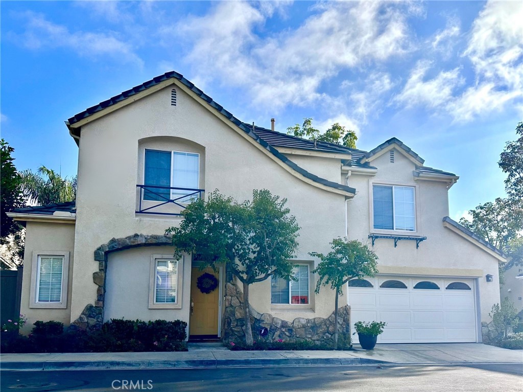 27 Poppyfield Lane, Rancho Santa Margarita, CA 92688