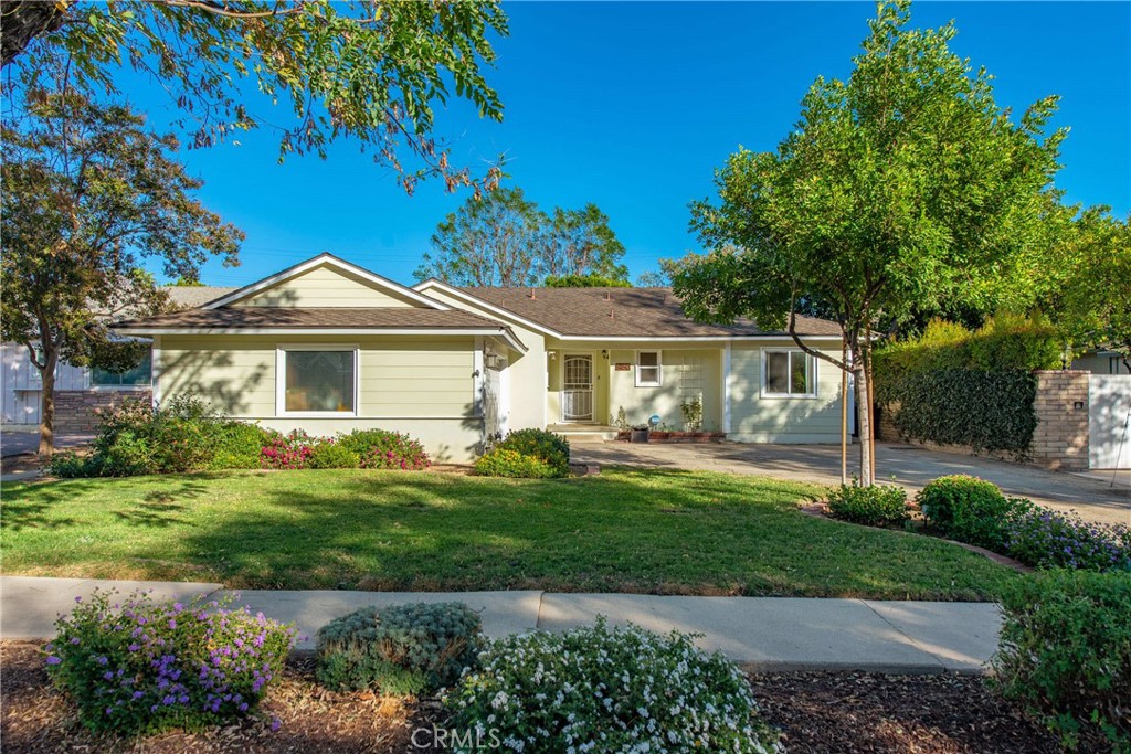 8450 Fullbright Avenue, Winnetka, CA 91306